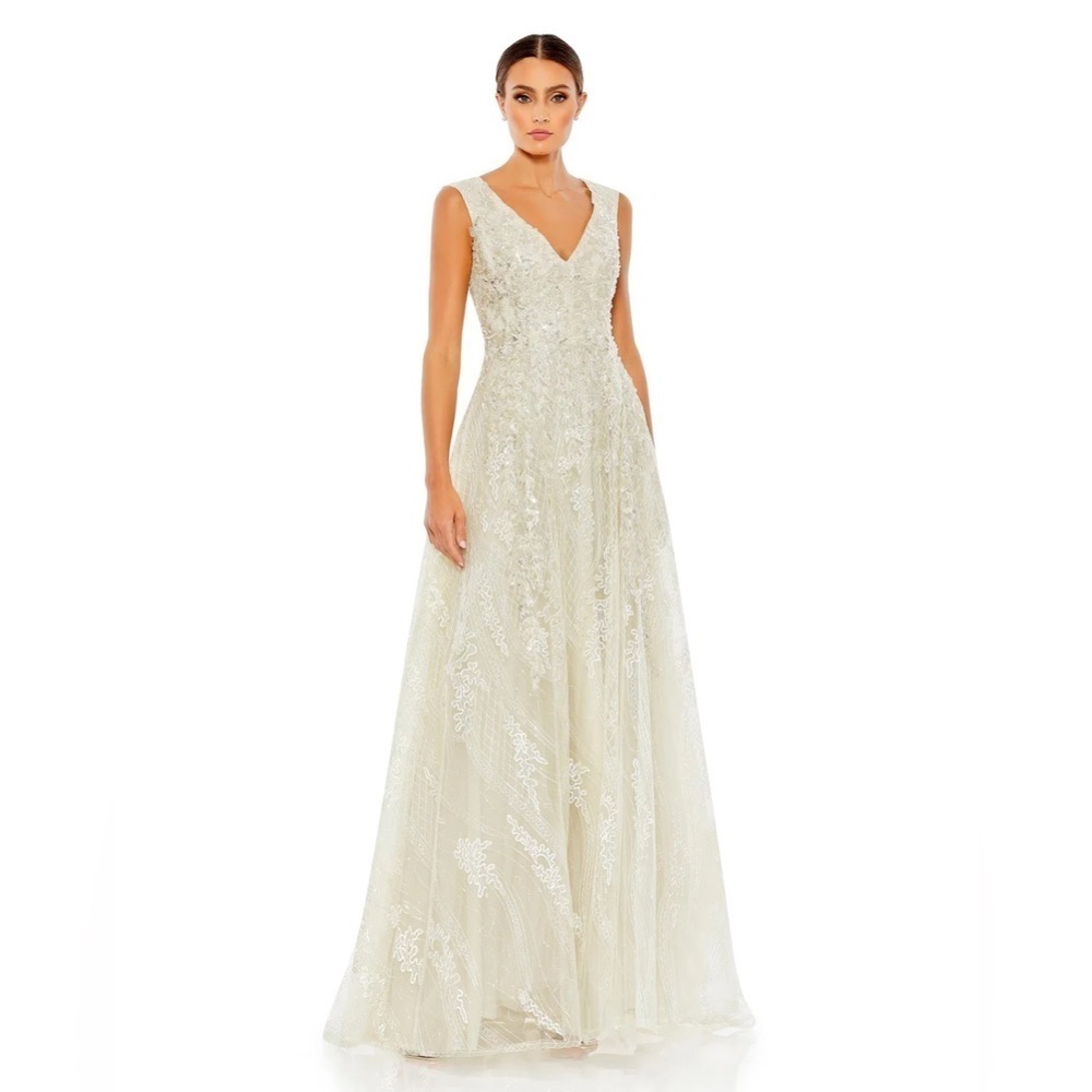 Mac Duggal 20312 NWT Embroidered Sleeveless A Line Gown in Pearl